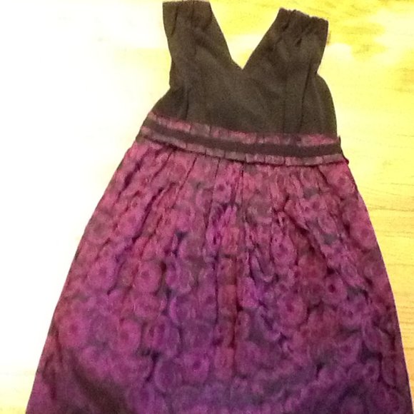 Gorgeous Black and Fuschia Party Dress - Picture 5 of 10